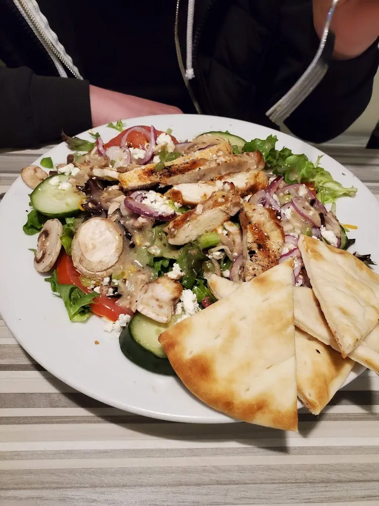 Greek Salad with Chicken or Gyro